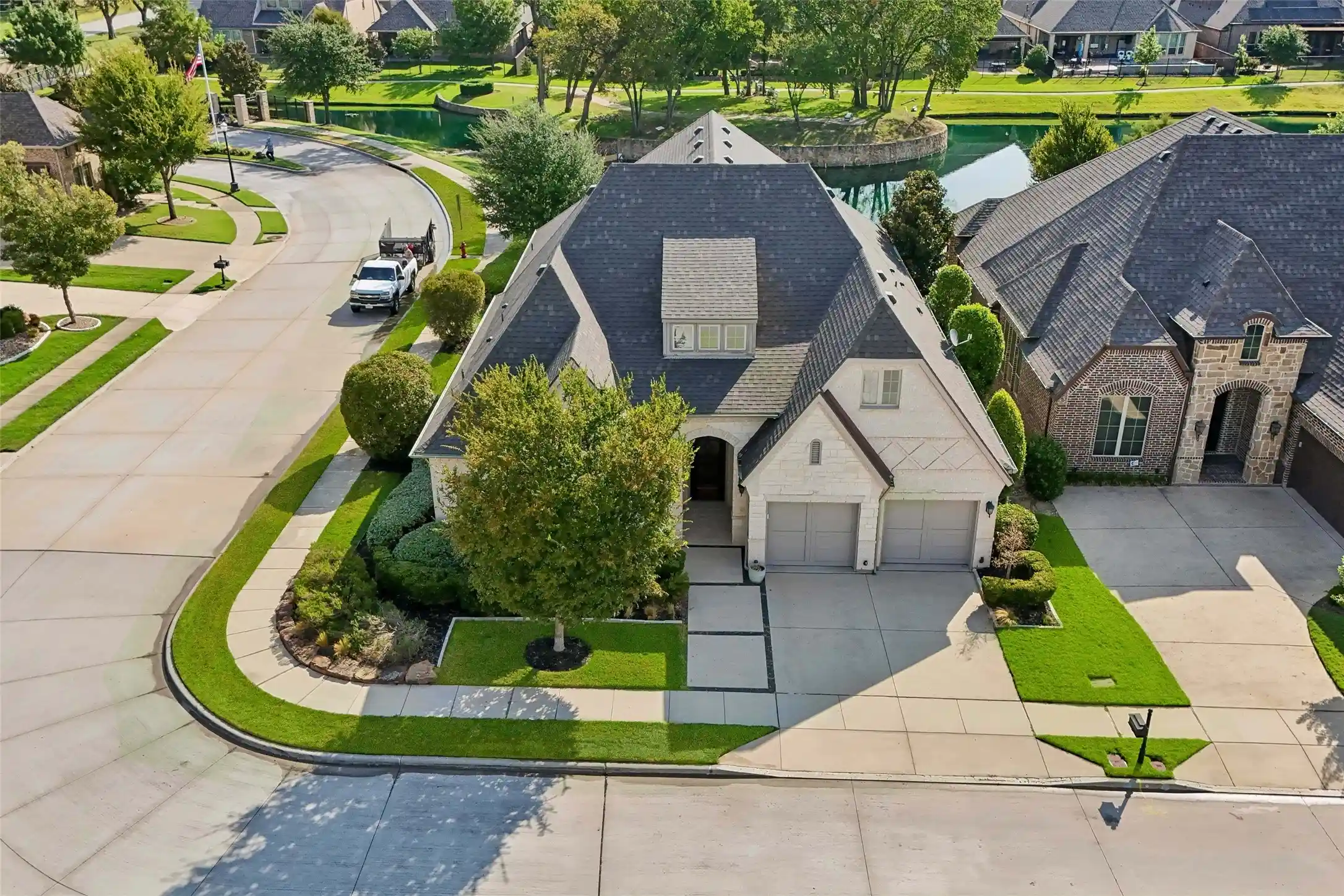 Photo 1 of Sale Pending at 5729 Heron Dr W, Colleyville, TX 76034 | MLS# 21397940 | Listing updated on 2026-10-19