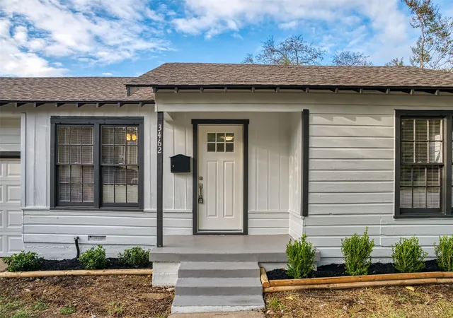 Photo 3 of Single family home for sale at 3462 W Gambrell St, Fort Worth, TX 76133 | MLS# 21389546 | Listing updated on 2026-10-06