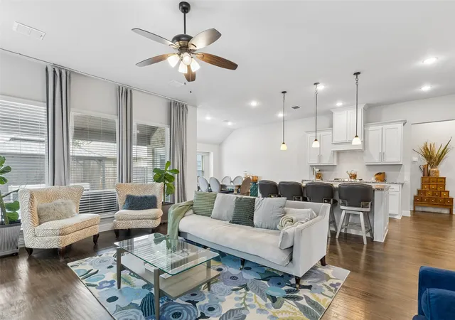 Photo 3 of Single family home for sale at 716 New Marion Rd, Little Elm, TX 75068 | MLS# 21403151 | Listing updated on 2026-10-08
