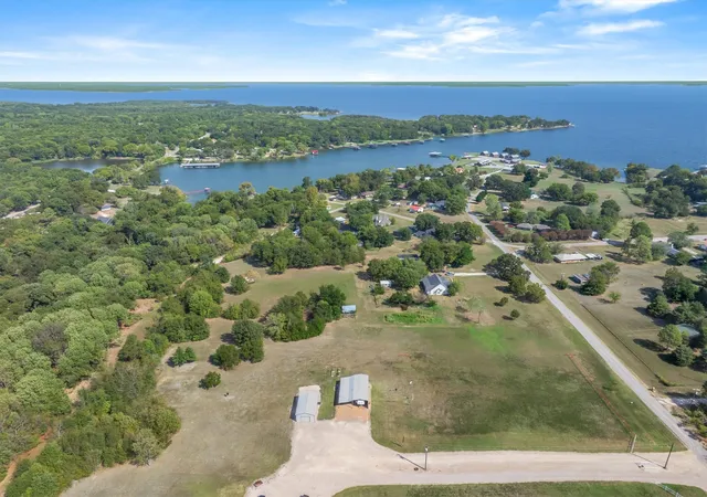 Photo 1 of Single family home for sale at 189 Vz County Rd 3727, Wills Point, TX 75169 | MLS# 21393839 | Listing updated on 2026-10-06