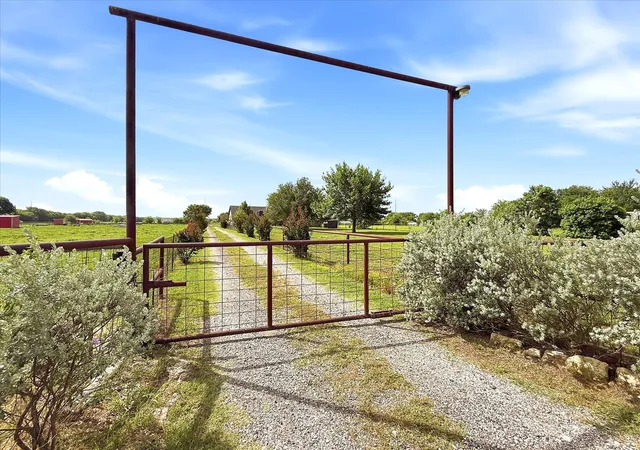 Photo 2 of Land for sale at 17948 Fm 986, Terrell, TX 75160 | MLS# 21393573 | Listing updated on 2026-10-06