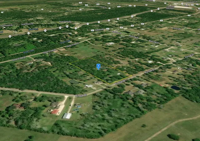 Photo 3 of Land for sale at 119 Pin Oak Dr, Angleton, TX 77515 | MLS# 21403771 | Listing updated on 2026-10-06