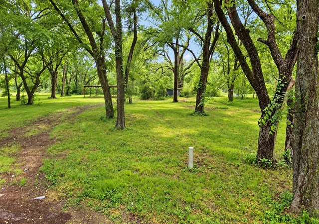 Land for sale at 200 Bowden Cir, Burleson, TX 76028 | MLS# 21403565