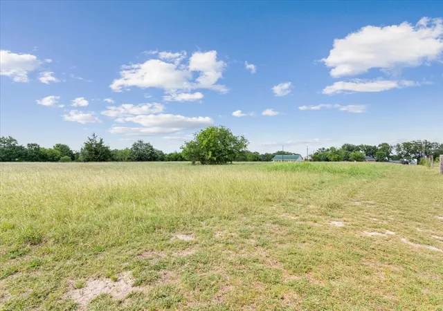 Photo 4 of Land for sale at 108 Brown Dr, Eddy, TX 76524 | MLS# 21379336 | Listing updated on 2026-10-06