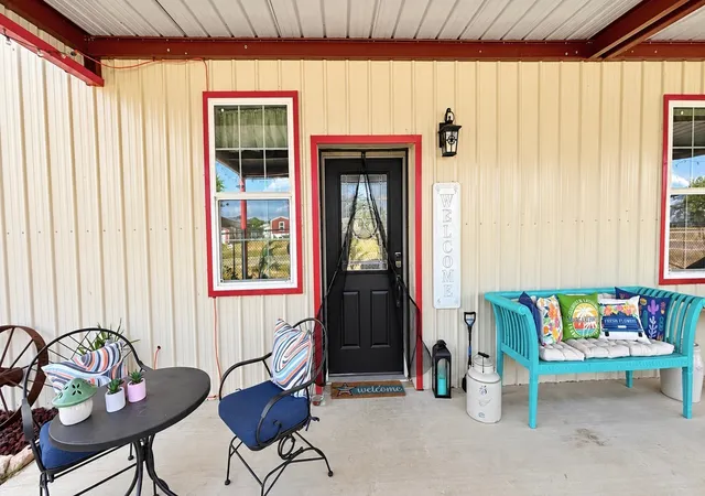 Photo 3 of Single family home for sale at 104 Ute, Quitman, TX 75783 | MLS# 21403185 | Listing updated on 2026-10-06