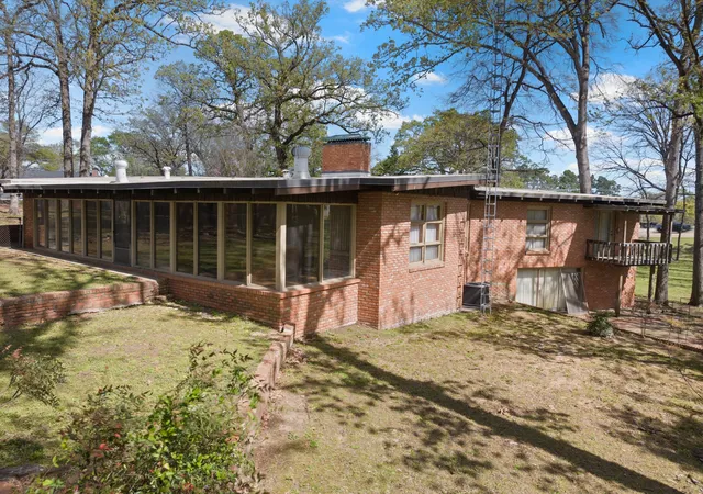 Single family home for sale at 101 Bluebird St, Mount Pleasant, TX 75455 | MLS# 21403641