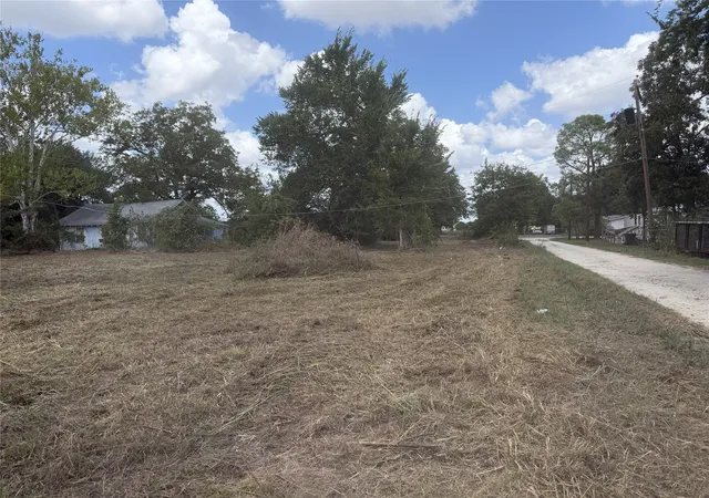 Land for sale at 811 N Owensville St, Franklin, TX 77856 | MLS# 21403887