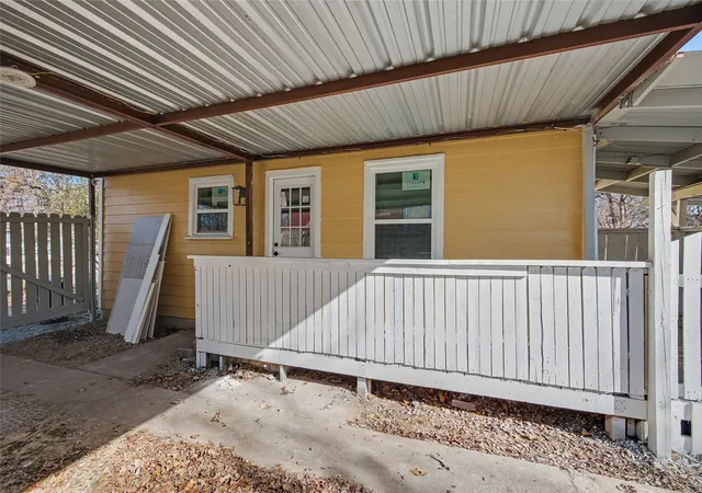 Photo 4 of Single family home for sale at 4220 Ramey Ave, Fort Worth, TX 76105 | MLS# 21404089 | Listing updated on 2026-10-06