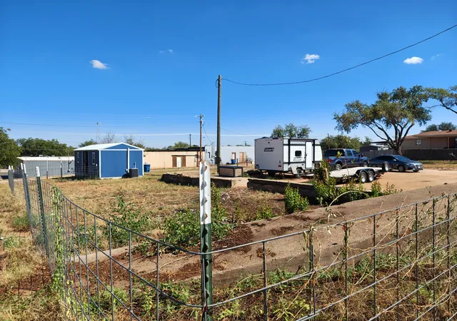 Photo 2 of Land for sale at 111 W Arkansas Ave, Sweetwater, TX 79556 | MLS# 21403969 | Listing updated on 2026-10-06