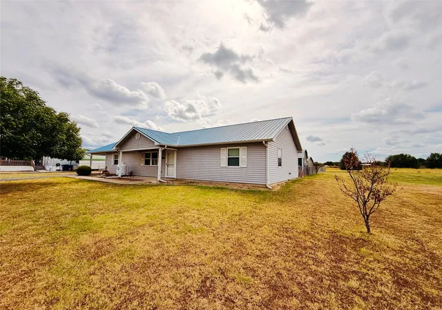 Photo 3 of Single family home for sale at 801 County Rd 1895, Yantis, TX 75497 | MLS# 21400265 | Listing updated on 2026-10-06