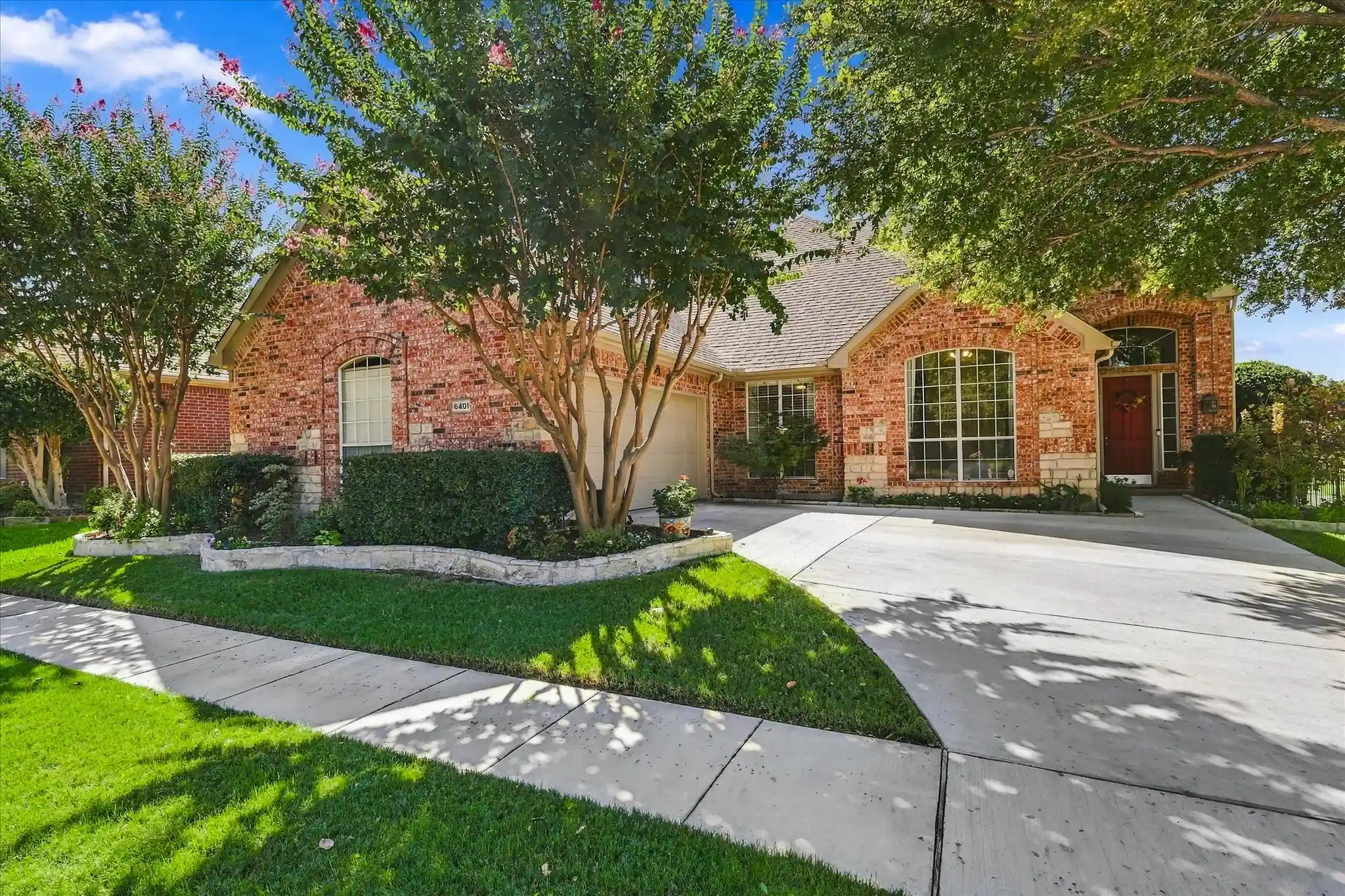 Photo 1 of Sale Pending at 6401 Hampton Ct, The Colony, TX 75056 | MLS# 21402877 | Listing updated on 2026-10-11
