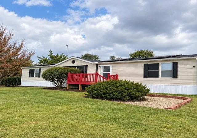 Photo 1 of Manufactured home for sale at 193 Blue Sky Ln, Springtown, TX 76082 | MLS# 21404284 | Listing updated on 2026-10-06