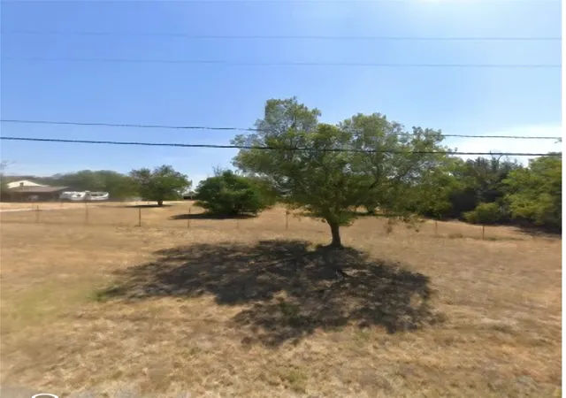 Photo 1 of Sale Pending at 208 Horseshoe Bnd, Bruceville Eddy, TX 76524 | MLS# 21403889 | Listing updated on 2026-10-06