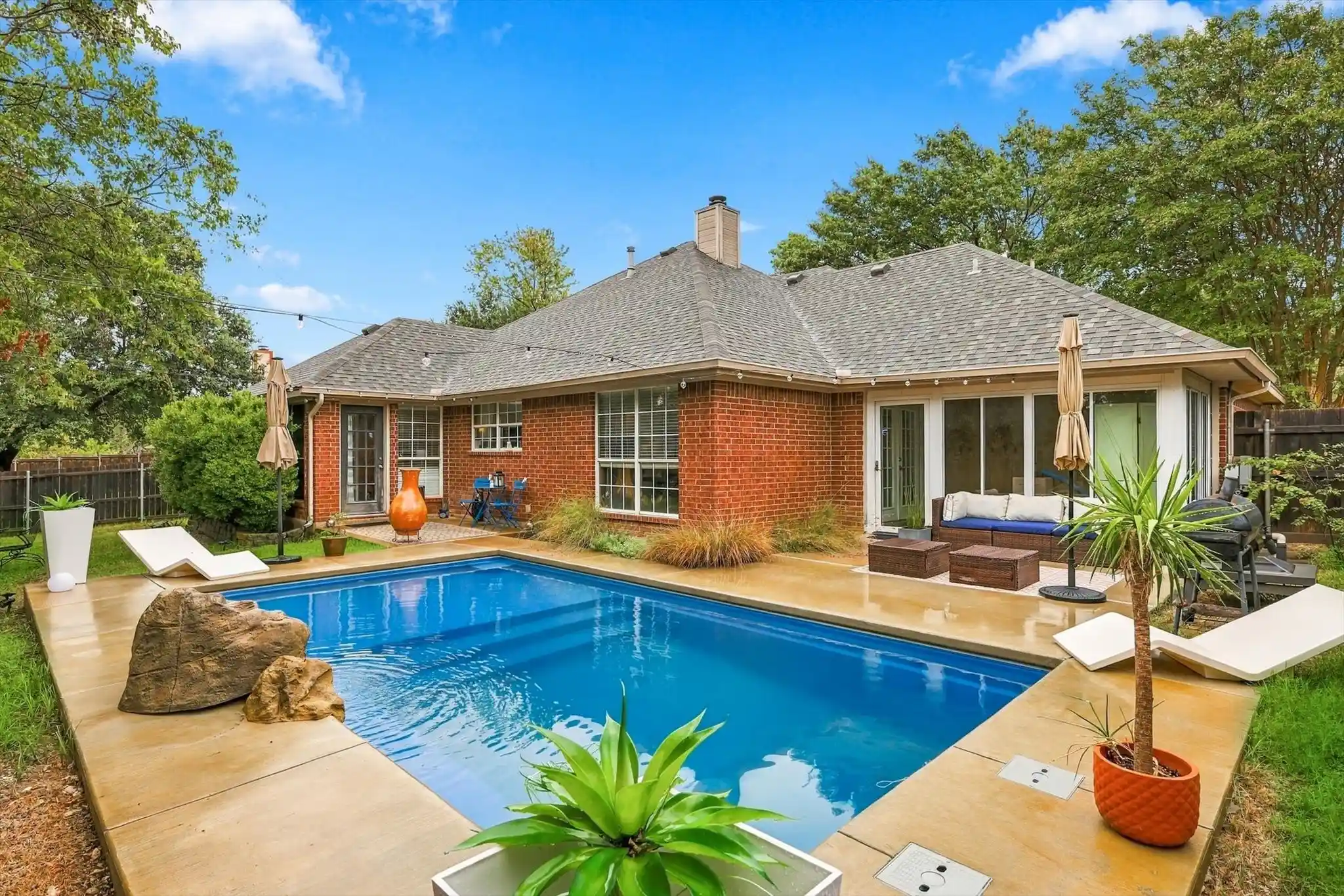 Photo 1 of Single family home for sale at 1635 Alexis St, Midlothian, TX 76065 | MLS# 21404334 | Listing updated on 2026-10-19
