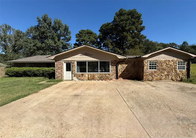 Photo 1 of Single family home for sale at 1369 Wafer, Haughton, LA 71037 | MLS# 21397192 | Listing updated on 2026-10-06