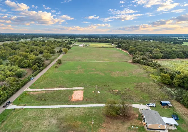 Land for sale at Tbd Mary Ware, Waco, TX 76705 | MLS# 21402782