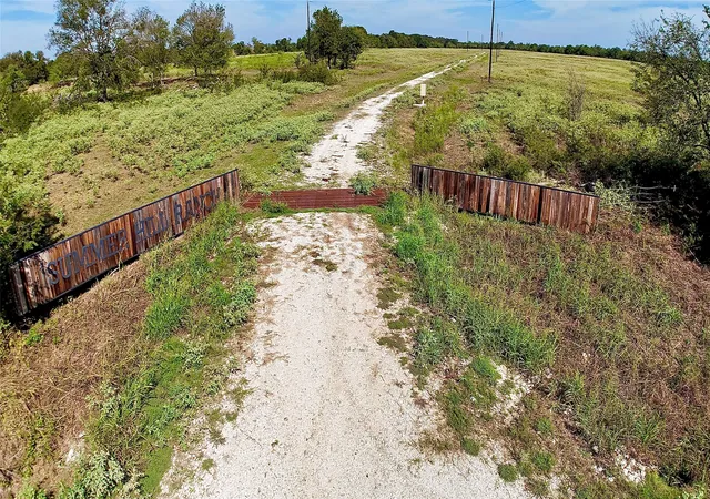 Photo 2 of Land for sale at Tbd Lcr 654, Groesbeck, TX 76687 | MLS# 21402744 | Listing updated on 2026-10-06
