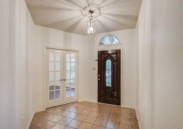 Photo 2 of Single family home for sale at 7048 Summit Parc Dr, Dallas, TX 75249 | MLS# 21404305 | Listing updated on 2026-10-06