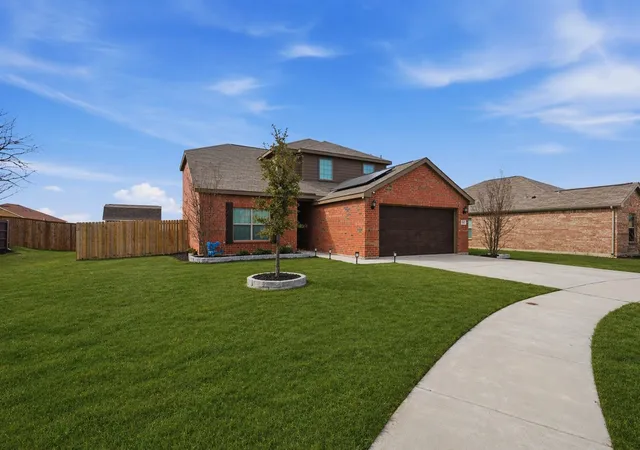 Photo 3 of Single family home for sale at 112 Saloon Cvs E, Newark, TX 76071 | MLS# 21397813 | Listing updated on 2026-10-10