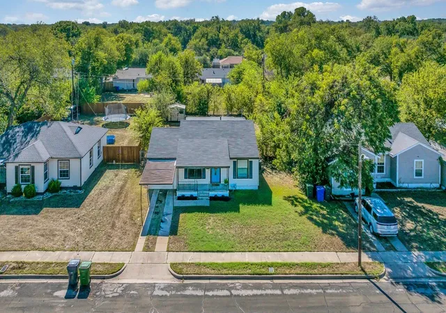 Photo 2 of Single family home for sale at 3720 Trice Ave, Waco, TX 76707 | MLS# 21369877 | Listing updated on 2026-10-07