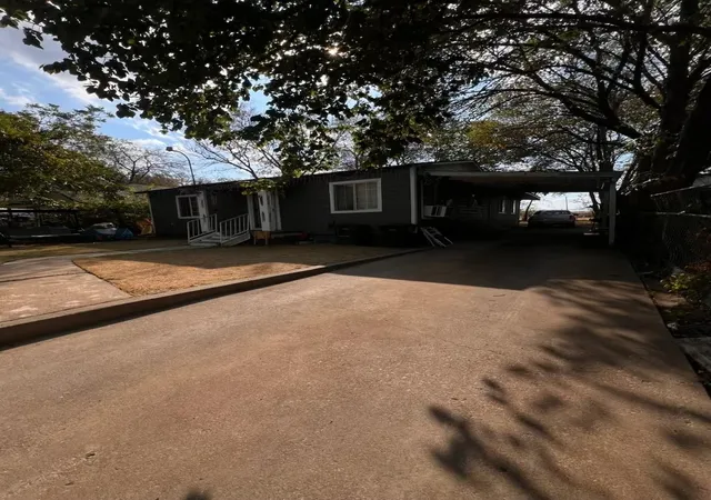 Single family home for sale at 3515 Clinton Ave, Fort Worth, TX 76106 | MLS# 21404433