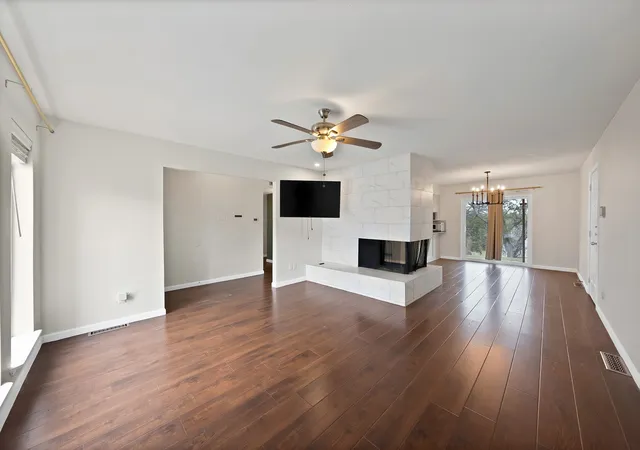Photo 3 of Single family home for sale at 1205 Golden Trophy Dr, Dallas, TX 75232 | MLS# 21404549 | Listing updated on 2026-10-06