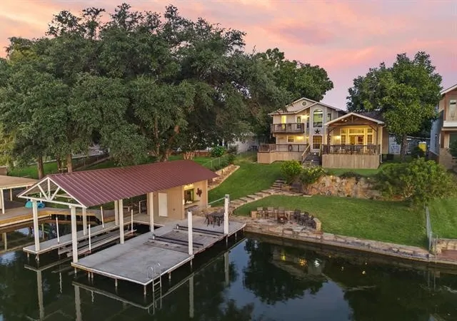 Photo 1 of Single family home for sale at 1932 Granite Cvs Rd, Kingsland, TX 78639 | MLS# 21404521 | Listing updated on 2026-10-06