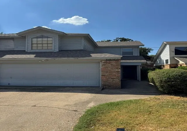 Photo 1 of Single family home for sale at 1432 Palmnold Cir W, Fort Worth, TX 76120 | MLS# 21380165 | Listing updated on 2026-10-06