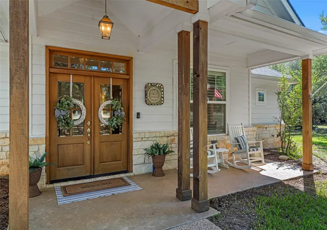 Photo 2 of Single family home for sale at 320 Kandus Cvs, China Spring, TX 76633 | MLS# 21404063 | Listing updated on 2026-10-09