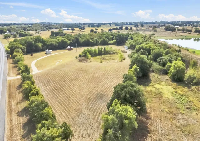 Land for sale at 7635 W Fm 8, Stephenville, TX 76401 | MLS# 21401336