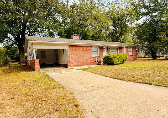 Photo 1 of Single family home for sale at 514 Mcmillan Dr, Winnsboro, TX 75494 | MLS# 21404186 | Listing updated on 2026-10-07