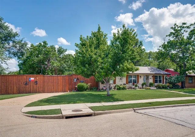 Single family home for sale at 510 Northside Ave, Lewisville, TX 75057 | MLS# 21404694