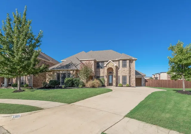 Photo 1 of Single family home for sale at 2601 Maple Leaf Dr, Midlothian, TX 76065 | MLS# 21390281 | Listing updated on 2026-10-06