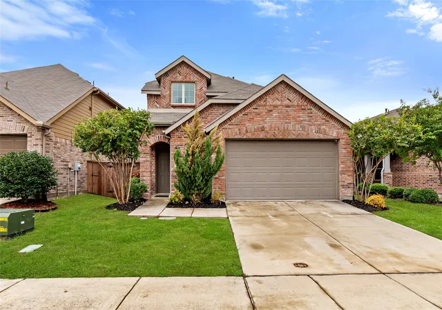 Photo 1 of Single family home for sale at 3955 Chesapeake Ln, Forney, TX 75126 | MLS# 21404367 | Listing updated on 2026-10-10