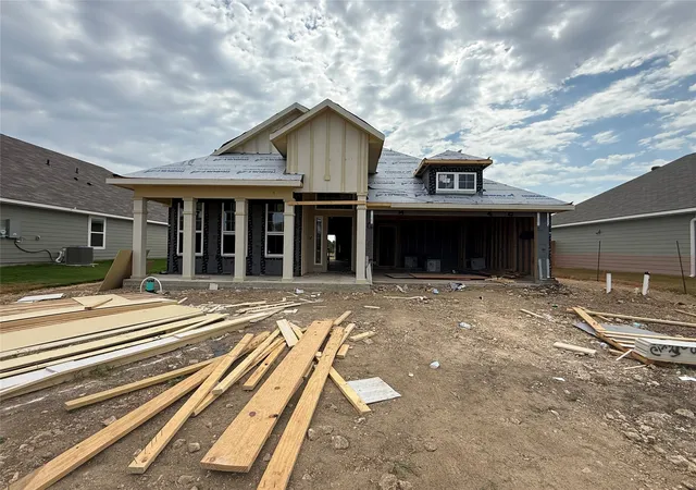 Photo 1 of Single family home for sale at 108 Jenjira Way, Mc Gregor, TX 76657 | MLS# 21404766 | Listing updated on 2026-10-06