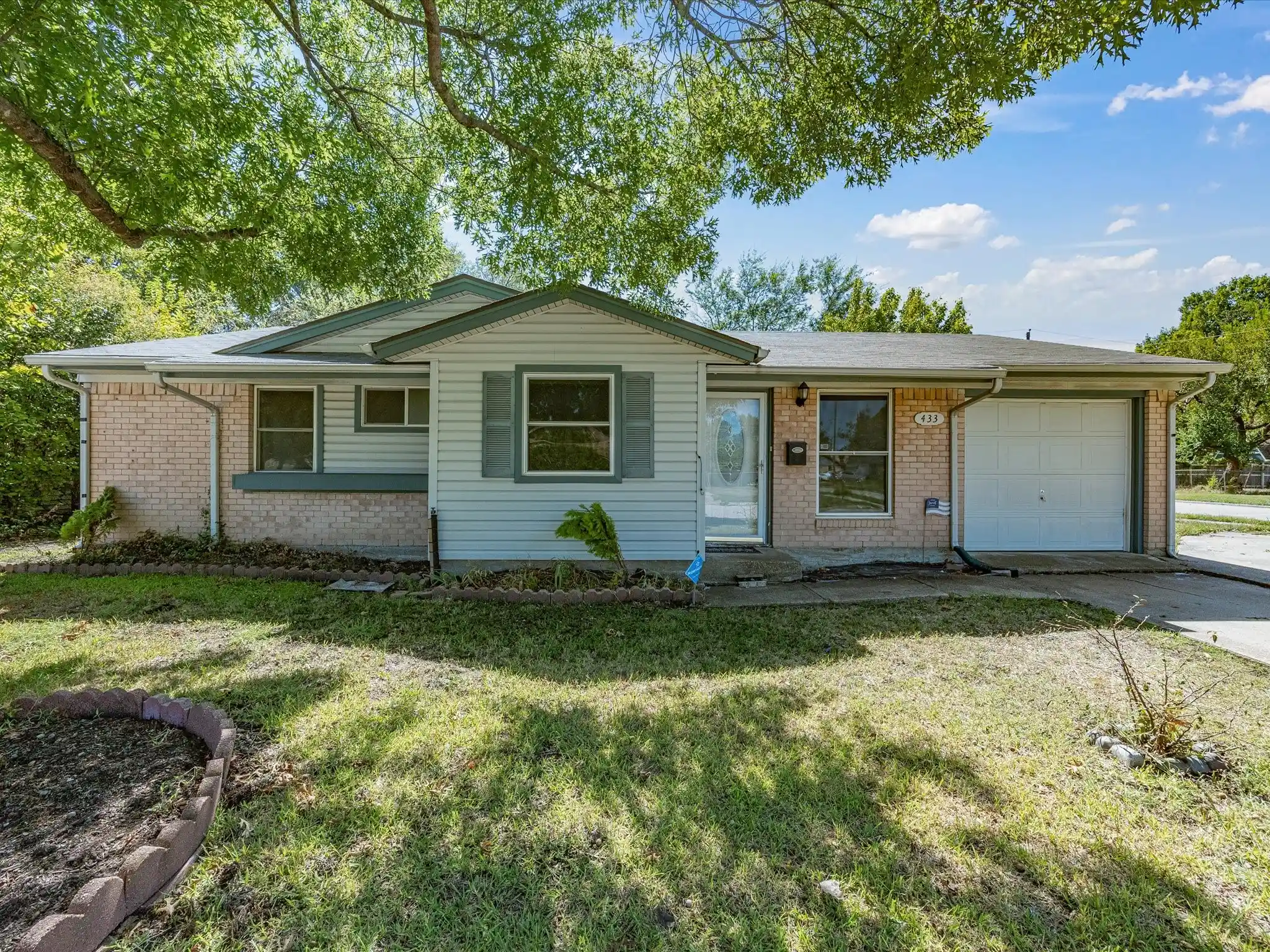 Single family home for sale at 433 W Dorris Dr, Grand Prairie, TX 75051 | MLS# 21404799