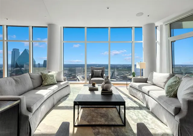 Photo 2 of Condo for sale at 1918 Olive St #3901, Dallas, TX 75201 | MLS# 21399247 | Listing updated on 2026-10-06
