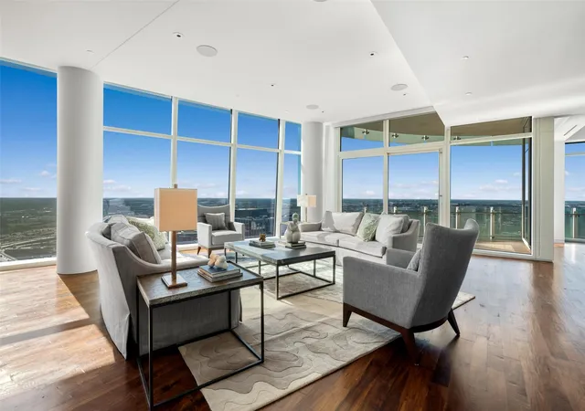 Photo 3 of Condo for sale at 1918 Olive St #3901, Dallas, TX 75201 | MLS# 21399247 | Listing updated on 2026-10-06