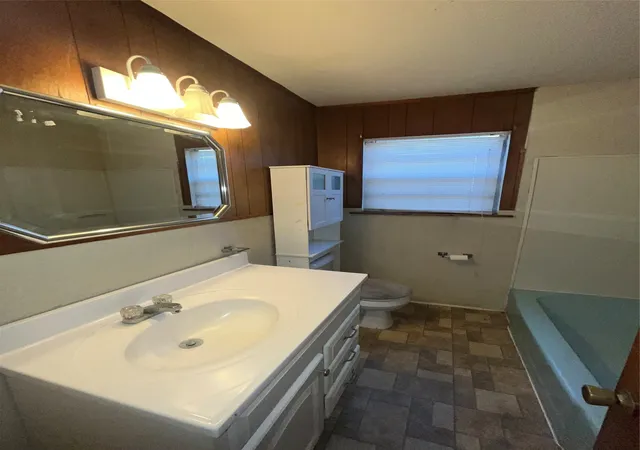 Photo 3 of Single family home for sale at 2517 S 25th Street, Abilene, TX 79605 | MLS# 21403726 | Listing updated on 2026-10-06
