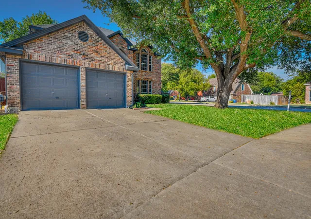 Photo 1 of Single family home for sale at 2002 Terracotta Ct, Lewisville, TX 75067 | MLS# 21398002 | Listing updated on 2026-10-06