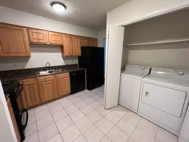 Listing Photo 26 - Condo for sale in 5300 Keller Springs Rd located at 5300 Keller Springs Rd, Dallas, TX 75248 - Unit #2013