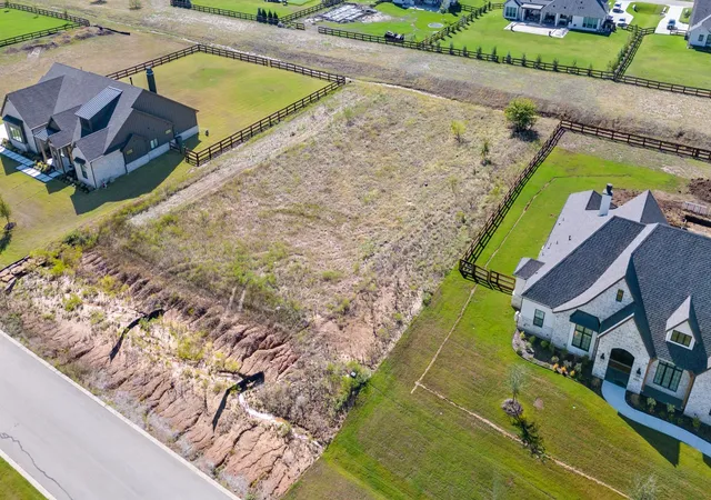 Photo 1 of Land for sale at 3233 Wellington Ln, Justin, TX 76247 | MLS# 21398686 | Listing updated on 2026-10-08