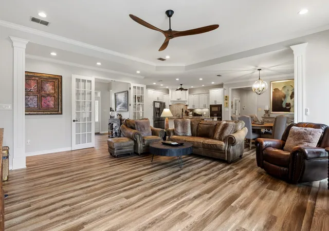 Photo 4 of Single family home for sale at 213 Devonshire, Mount Pleasant, TX 75455 | MLS# 21395591 | Listing updated on 2026-10-06