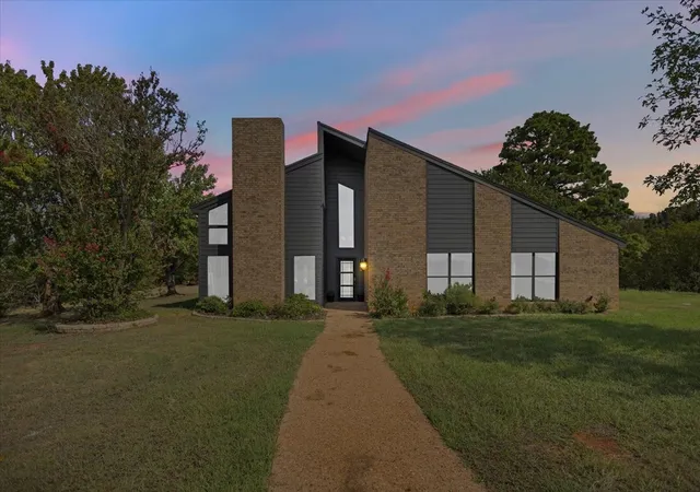 Photo 2 of Single family home for sale at 12032 C R 461, Tyler, TX 75706 | MLS# 21404889 | Listing updated on 2026-10-06