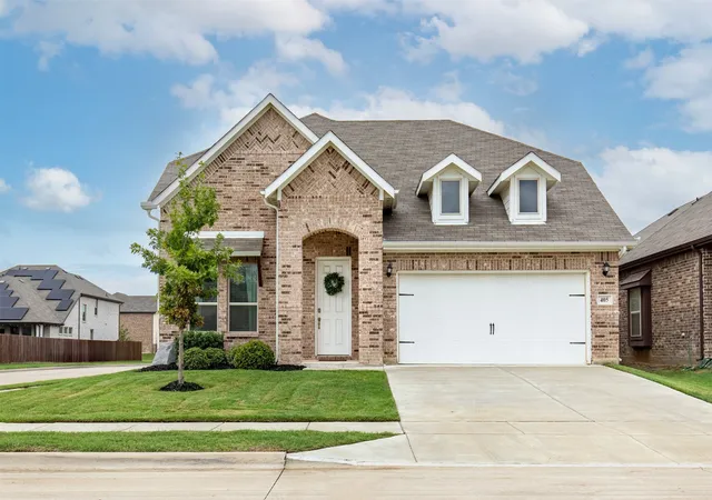 Photo 1 of Single family home for sale at 405 Rosie Ct, Argyle, TX 76226 | MLS# 21397523 | Listing updated on 2026-10-07