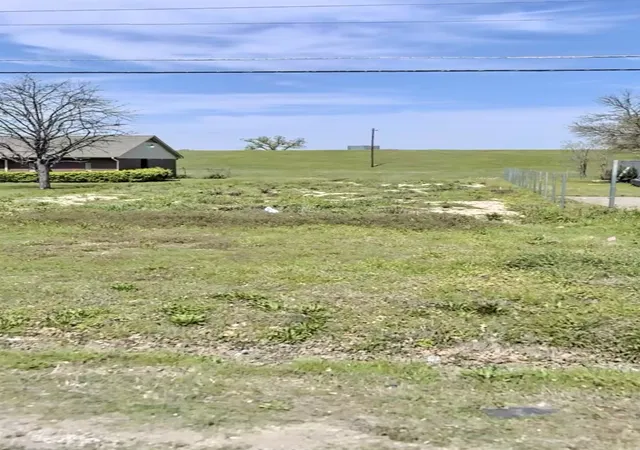 Land for sale at 1959 Canada Dr, Dallas, TX 75212 | MLS# 21404959