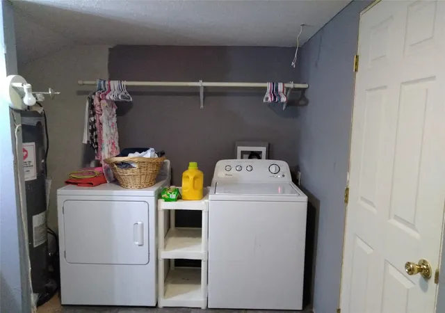 Photo 3 of Single family home for sale at 402 Main St, Blanket, TX 76432 | MLS# 21402885 | Listing updated on 2026-10-07