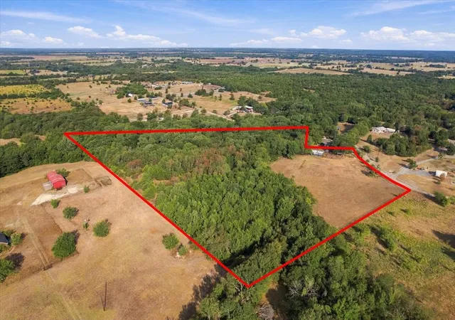 Photo 3 of Land for sale at 435 County Rd 4446, Whitewright, TX 75491 | MLS# 21404335 | Listing updated on 2026-10-07
