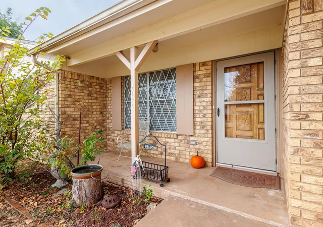 Photo 3 of Single family home for sale at 1201 N 10th Street, Ballinger, TX 76821 | MLS# 21405048 | Listing updated on 2026-10-07