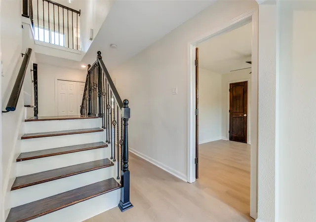 Photo 3 of Single family home for sale at 1424 Stagecoach Dr, Richardson, TX 75080 | MLS# 21397628 | Listing updated on 2026-10-07